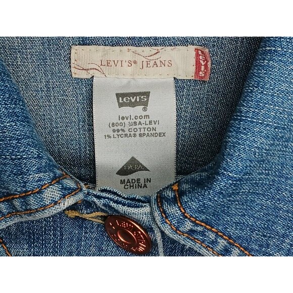 Levis Womens XL Cropped Blue Denim Trucker Jacket Copper Buttons Western Boxy - Picture 8 of 11